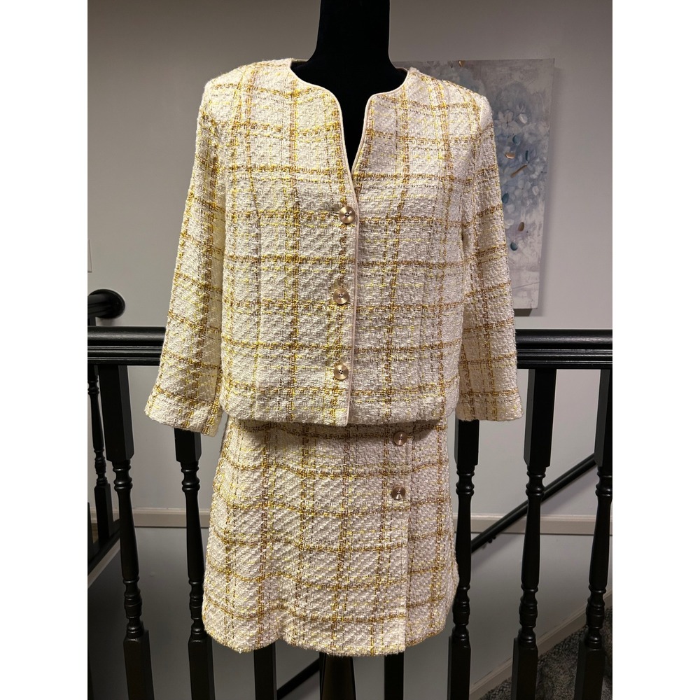 Cabi Coco Jacket & Skirt Set Spring 2023 Gold Cream Plaid Tweed M 8 6256